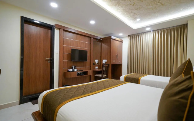 OYO Premium K R Puram