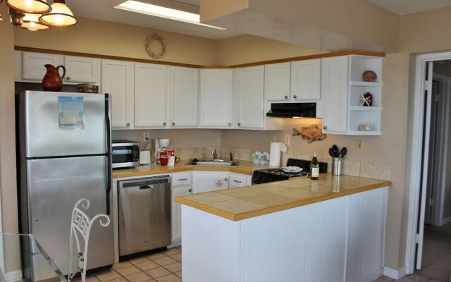 Capri 108 1 Bedroom 1 Bathroom Condo