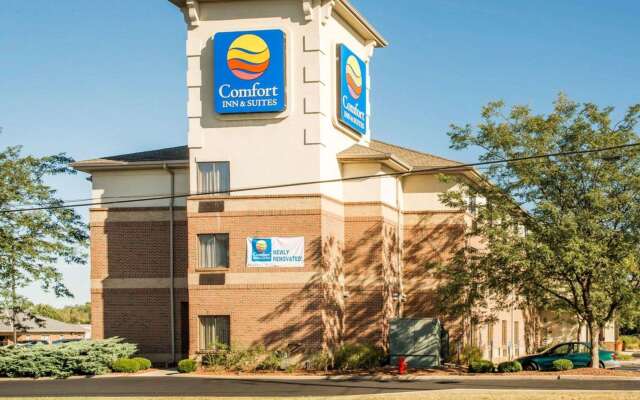 Comfort Inn & Suites West Chester - North Cincinnati