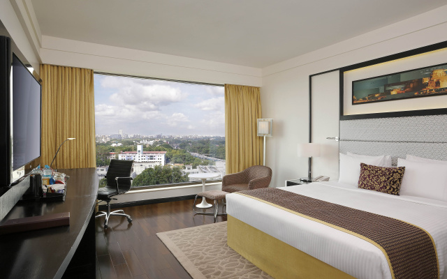 Crowne Plaza Pune City Centre by IHG
