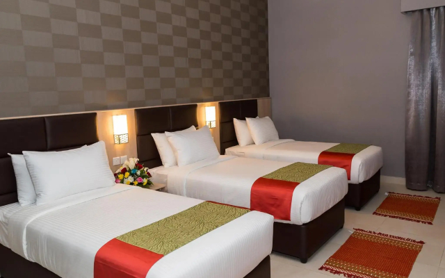 Florida Square Hotel