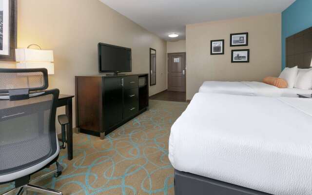 La Quinta Inn & Suites by Wyndham Clinton Historic Route 66