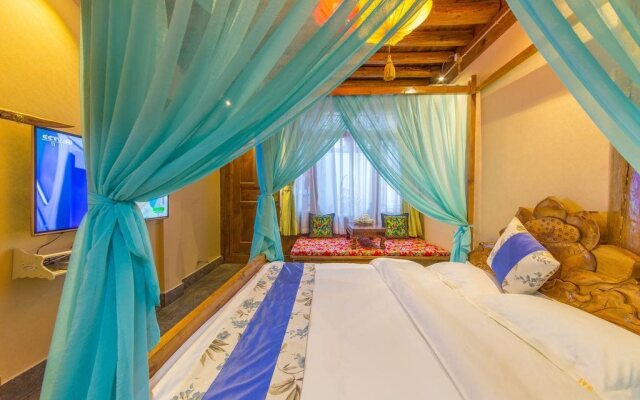 Lijiang JuXian Inn
