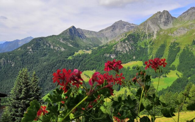 Rifugio Guide Frachey