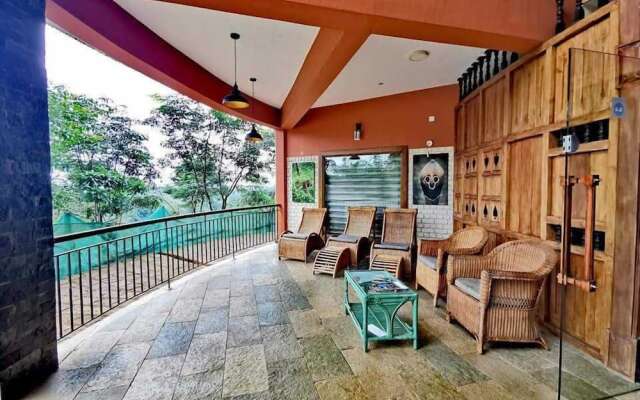 Jungle Edge Resort