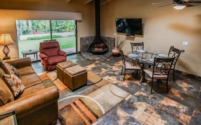 Villas At Poco Diablo