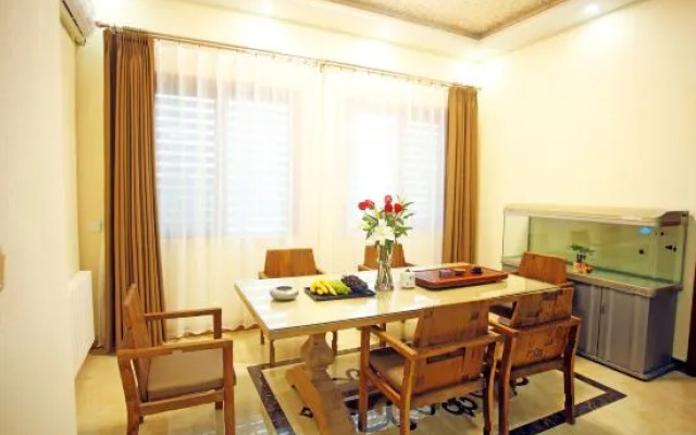 Ease Hotel (Beijing Yuegezhuang Bridge)