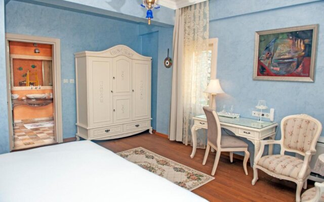 Swan Lake Boutique Hotel - Adults Only