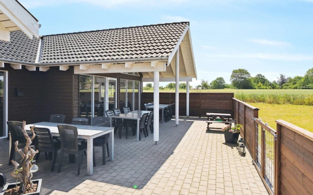 18 Person Holiday Home in Bogense