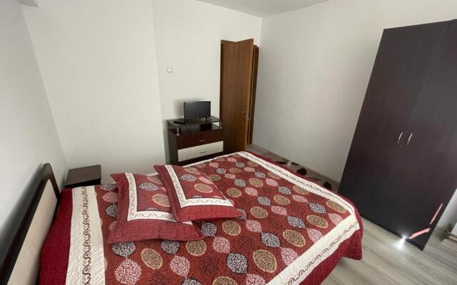 Apartament Mioritza 2B