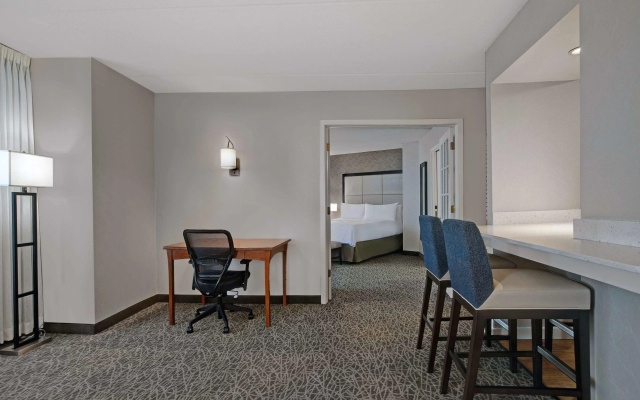 Homewood Suites by Hilton Chicago-Lincolnshire