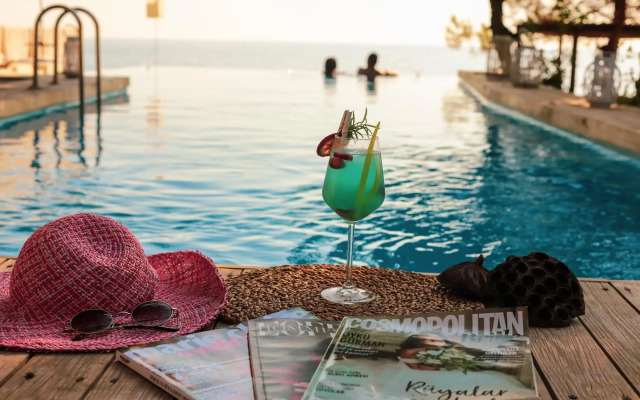 Nautical Hotel Adults Only +14