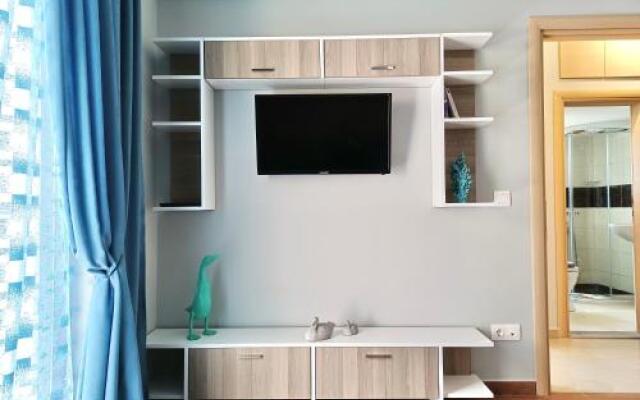 Melenia Suites
