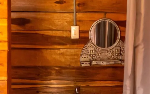 The Mompe Hostal Beach