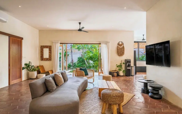 Victoria Villa by Betterplace