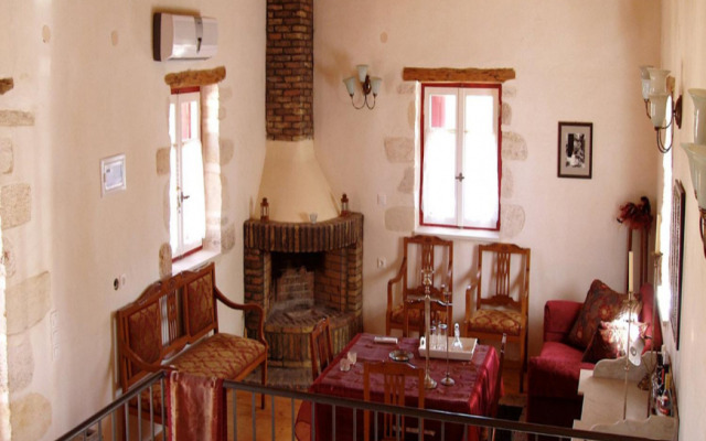 Vamos Traditional Village