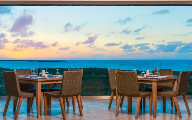 Sailrock South Caicos - Oceanview Villas & Suites