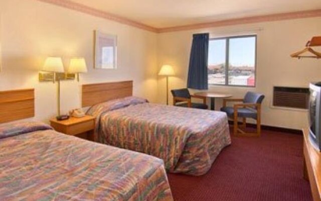 Plaza Inn Lordsburg I-10