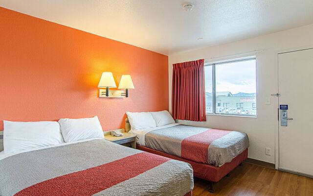 Days Inn by Wyndham Rock Springs