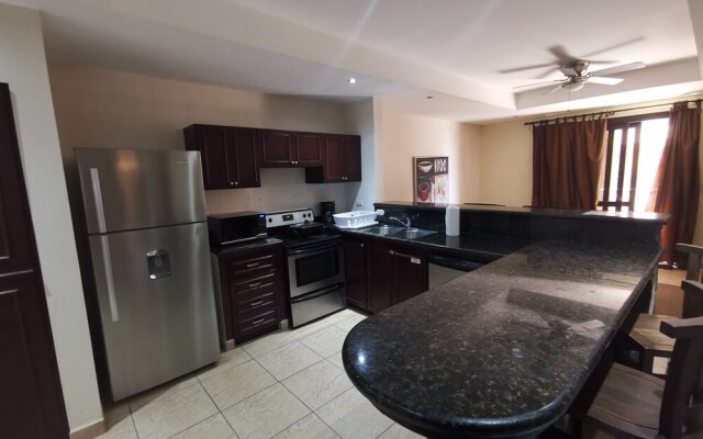 Beachfront Jaco Condos - Fully Equipped - 6 Pax