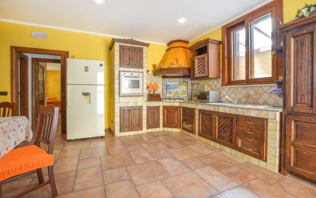 Stunning Home in Aspra With 3 Bedrooms and Wifi