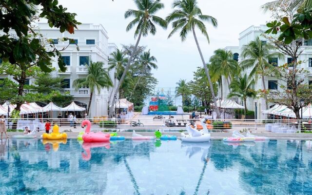 Marina Seaside Boutique Hotel