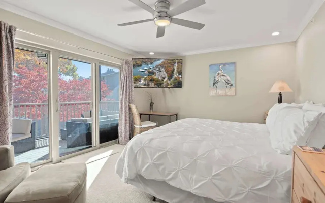 Lakeside Haven - Condo for 8
