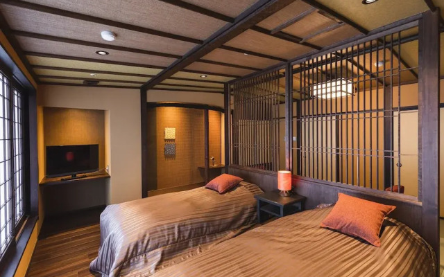 Tsuta Onsen