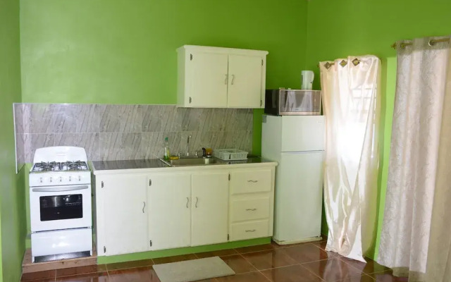 Hillview Apartments