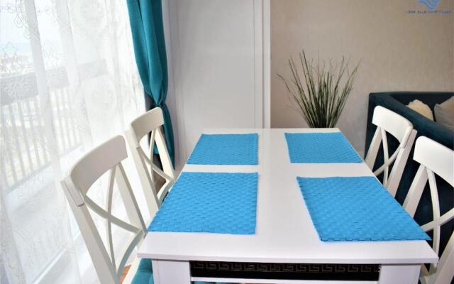 Onix Blue Mamaia Apartment 6