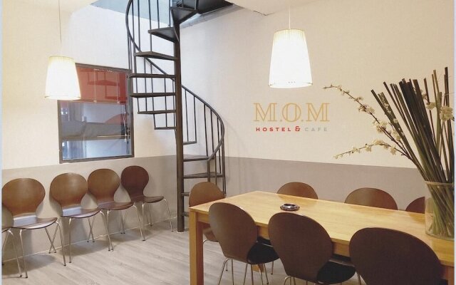 The Old House - Hostel & Cafe