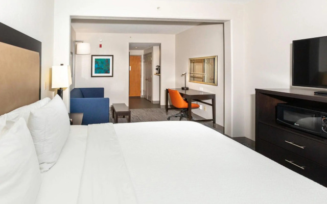 Holiday Inn Express & Suites Jacksonville Airport by IHG