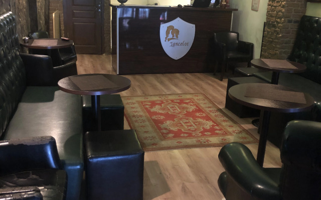 Kupa Pension Old City