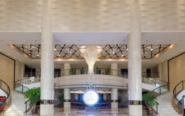 Qilu Jiudi Yujing Hotel