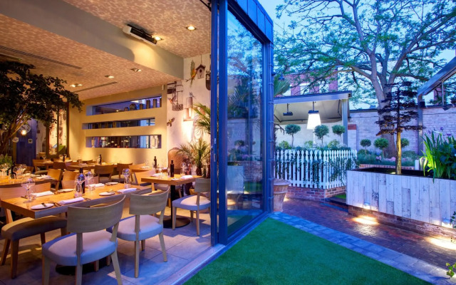 Oddfellows Chester Hotel and Apartments