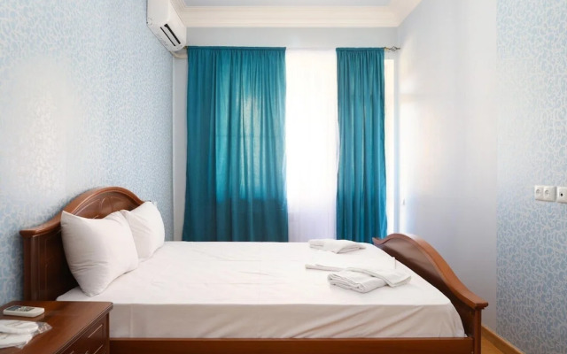 Stay Inn on Buzand 13
