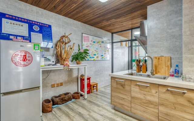 Tengchong Two Suite Guesthouse
