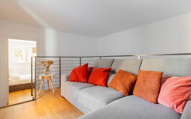 Wild Flower Apartment by Wonderful Italy