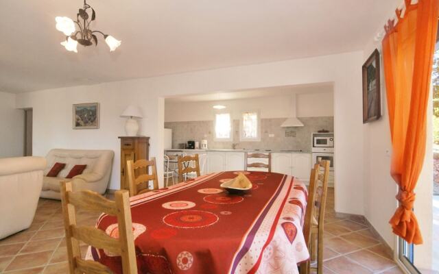 Pastoral Holiday Home With Terrace, Garden, Barbecue, Garage