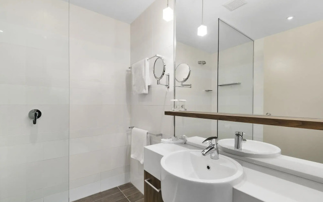 Quality Hotel Taylors Lakes
