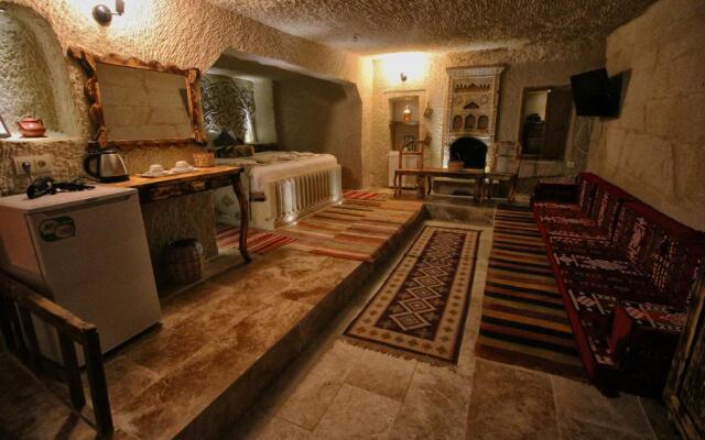 Cappadocia Ennar Cave