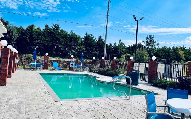 Holiday Inn Express McComb by IHG