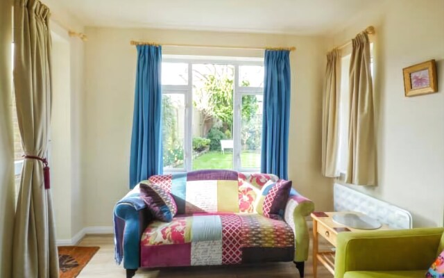 Straw Paddock Cottage