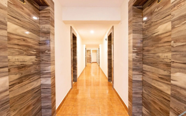 Hotel A.K Intrenational Rooms by OYO Rooms