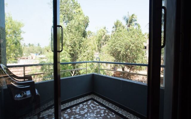 OYO 12218 Home Elegant 1BHK Serenity Beach