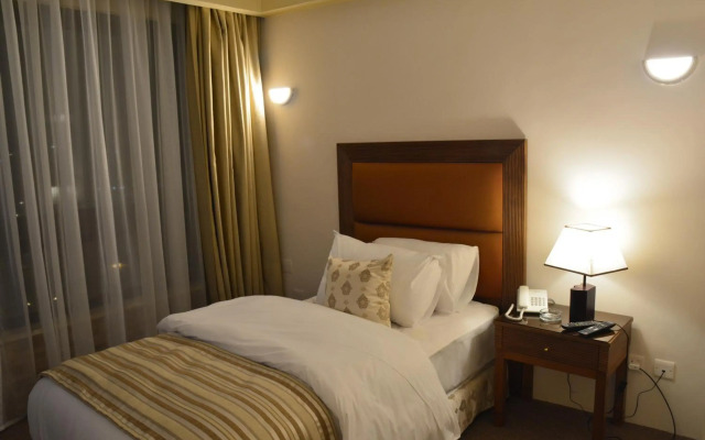 Saray Hotel