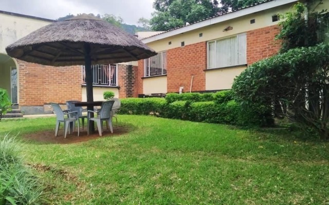 Domino Lodge in Zomba, Malawi from 57$, photos, reviews - zenhotels.com