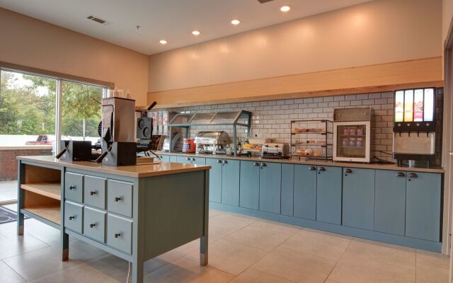 Country Inn & Suites by Radisson, Conyers, GA