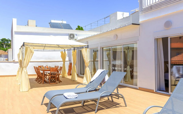 LA MERCED Penthouse 4BR 2BT Private Terrace