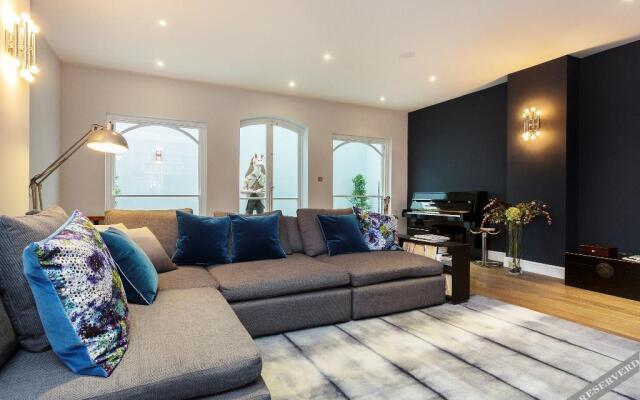 Veeve  Stunning 6 Bed House Ellerby Street Fulham